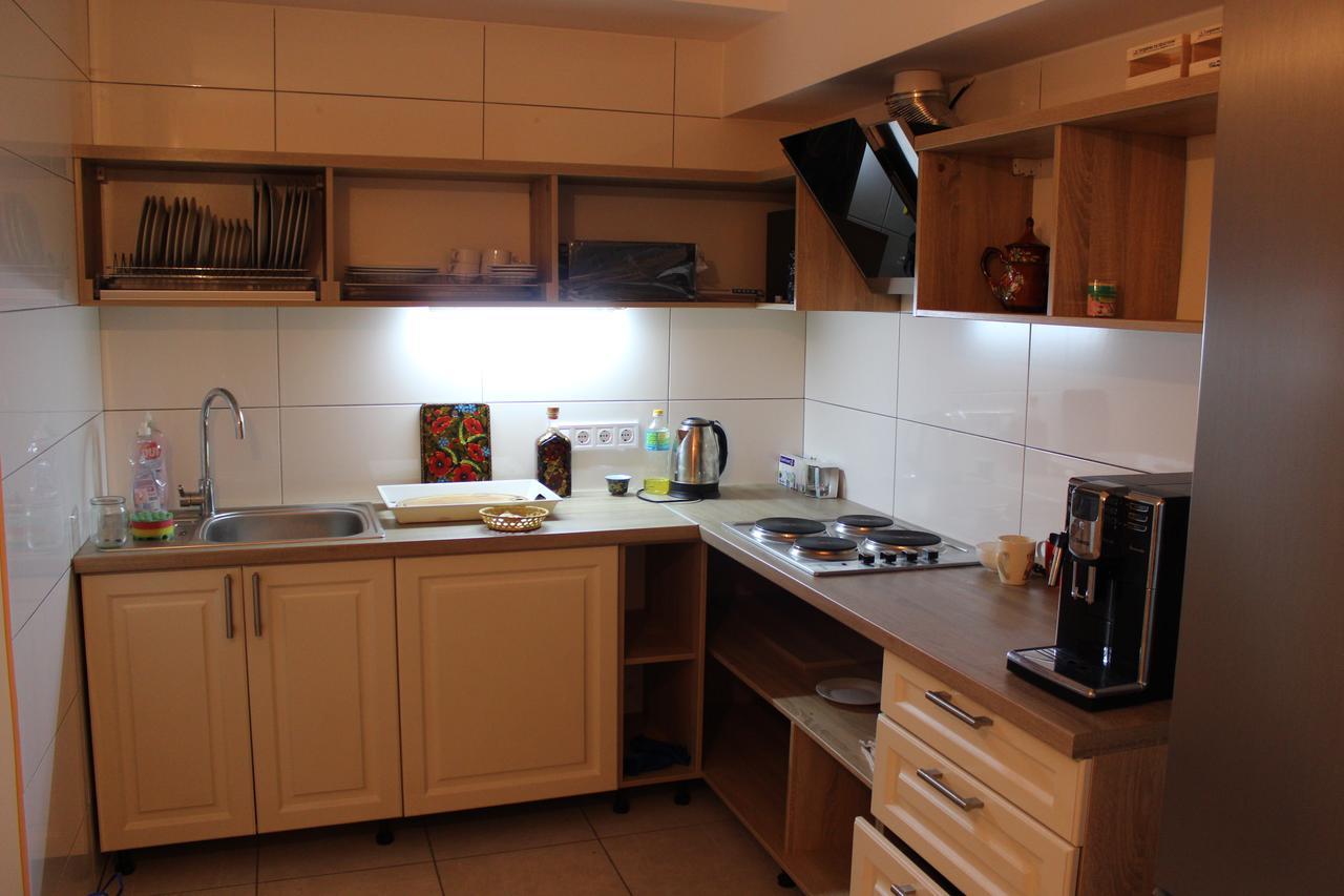 ホテル Barin House スームィ エクステリア 写真